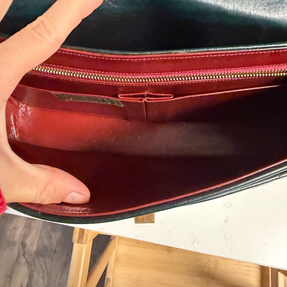 Vintage Italian leather quilted single flap bag - Picture 6 of 9